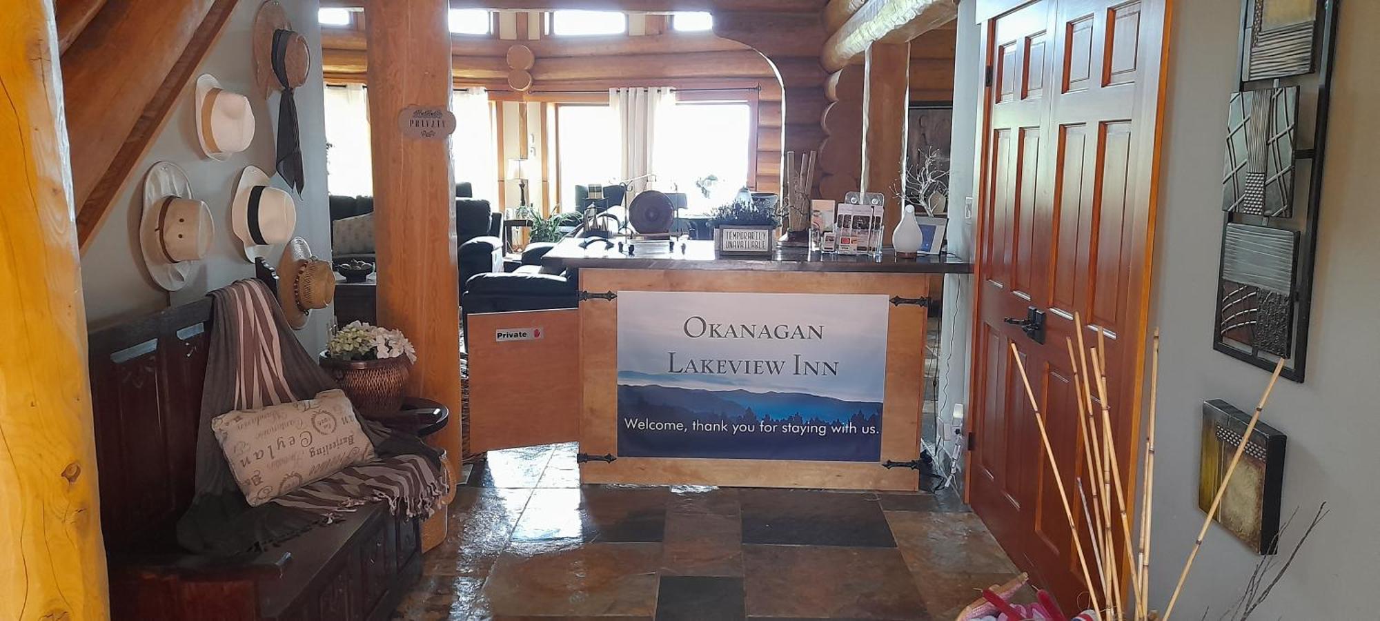 A Okanagan Lakeview Inn Келоуна Экстерьер фото