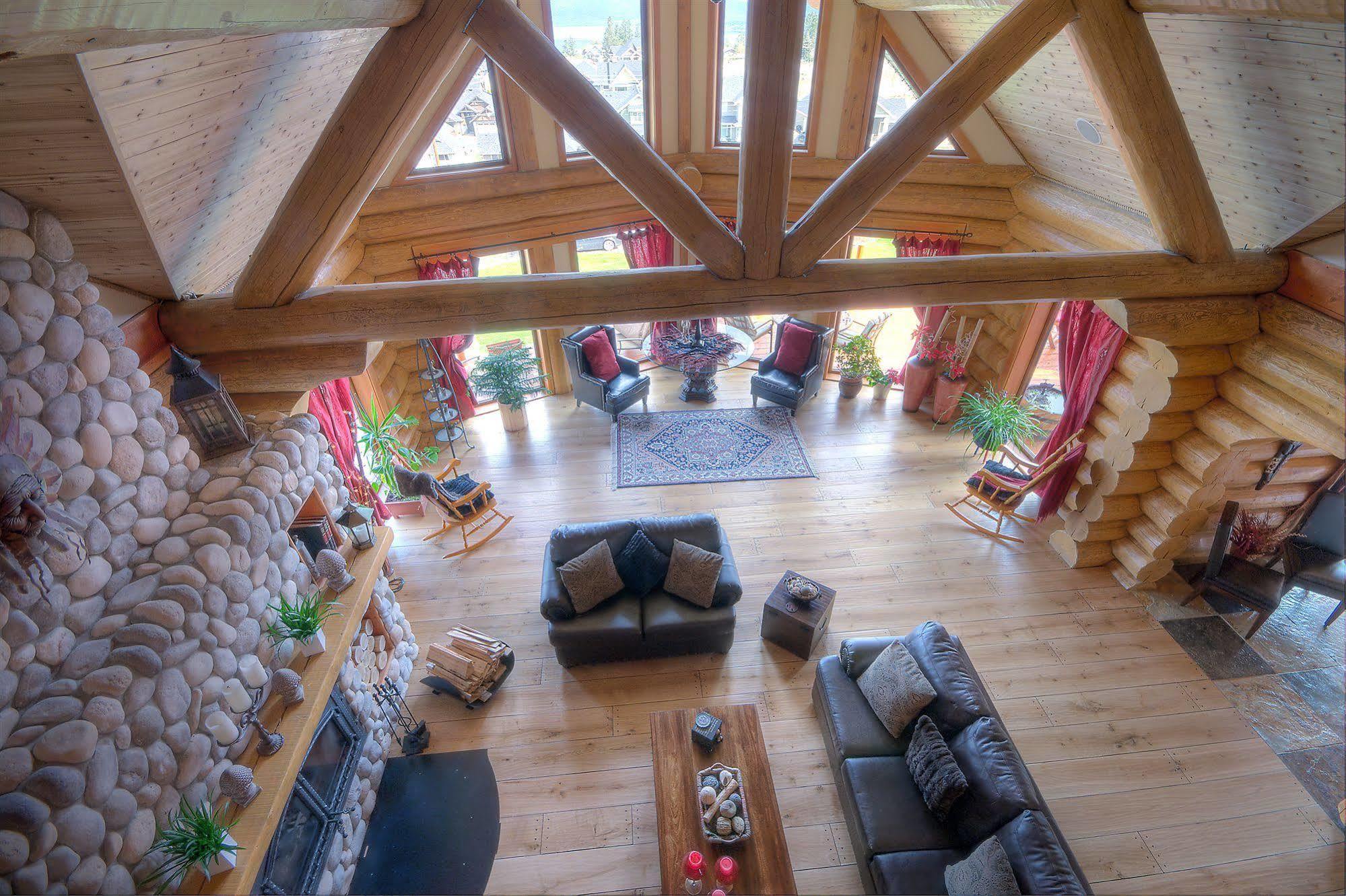 A Okanagan Lakeview Inn Келоуна Экстерьер фото